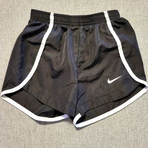Girls Nike 6x shorts